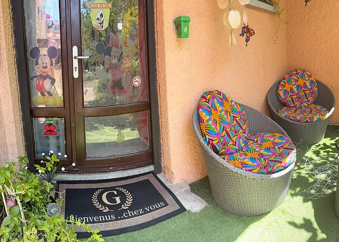 Residence Haut De Gamme - 45M2 Refait A Neuf En Juin 2024 Avec Tres Grande Piscine Chauffee
